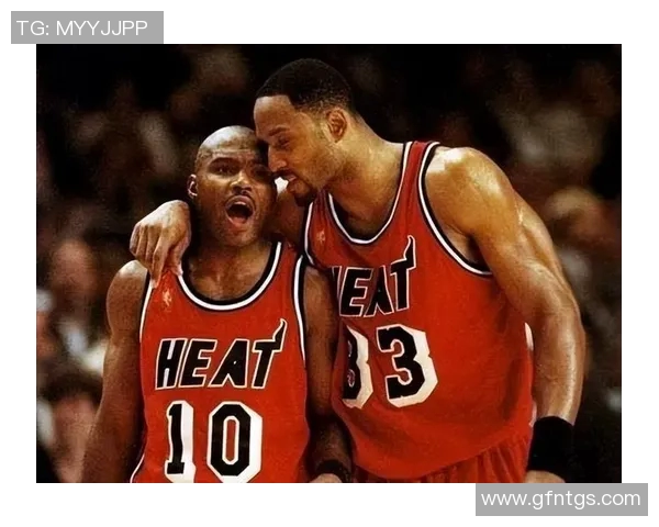 1617赛季公牛与热火的激烈对决回顾与精彩瞬间分析 1617赛季公牛与热火的激烈对决回顾与精彩瞬间分析