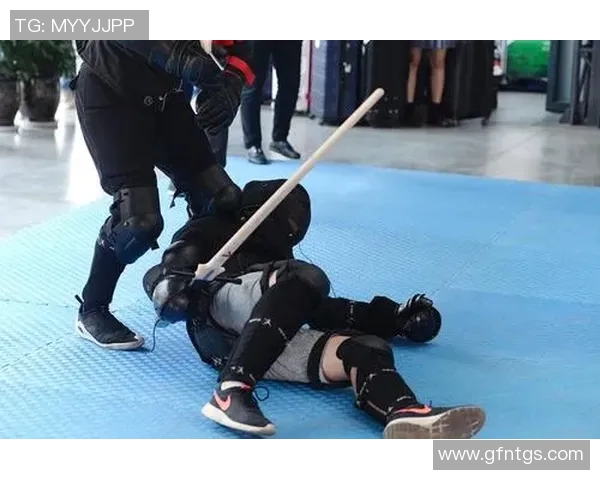 fc卡洛斯与拉库巴的激烈对决揭示足球战术的博弈与激情